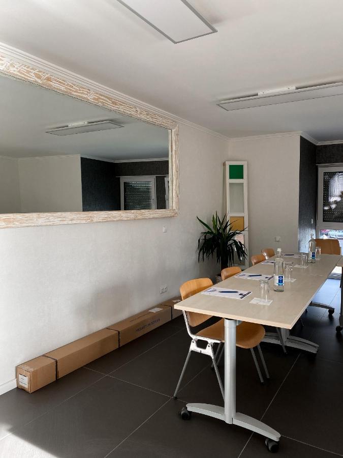 Mg-Quartier Hostel Monchengladbach Luaran gambar